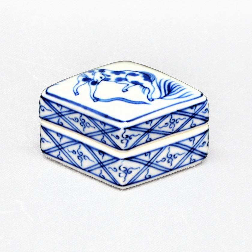 茶道具 香合（こうごう） 香合 呉須 菱馬 景徳鎮 王懐英