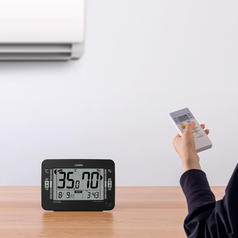 CITIZEN 高精度デジタル温湿度計 電波時計 ブラック 見やすい大画面