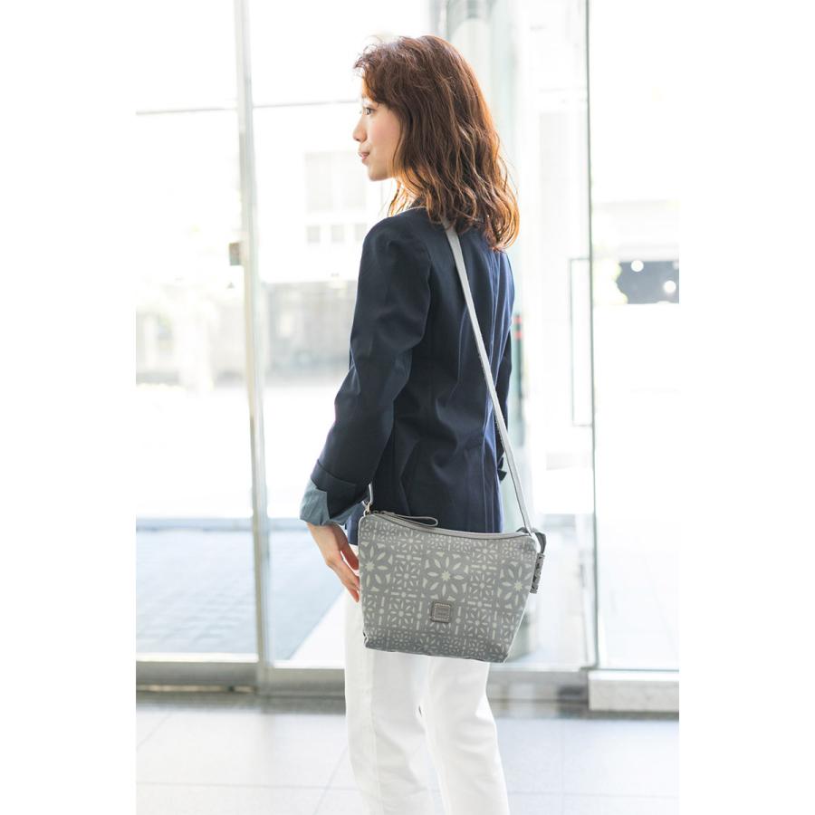 【新品】genten ゲンテン トワルカットワークショルダーバッグ ライトグレー genten（ゲンテン） toile cutwork トワル・カットワーク ショルダー