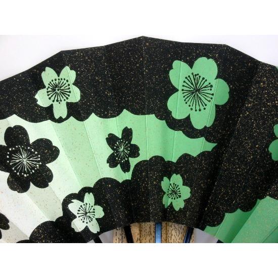 舞扇子 A1316 黒桜抜き柄 ゴールド砂子 草横ぼかし 【箱なし】 サイズ変更・骨色変更可能|senwata|02