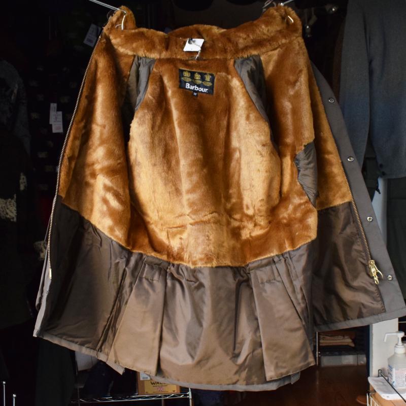 BARBOUR SL HOODED BEDALEオイルドベージュ34サイズ Barbour（バブアー） HOODED BEDALE SL with FUR LINING(スリム