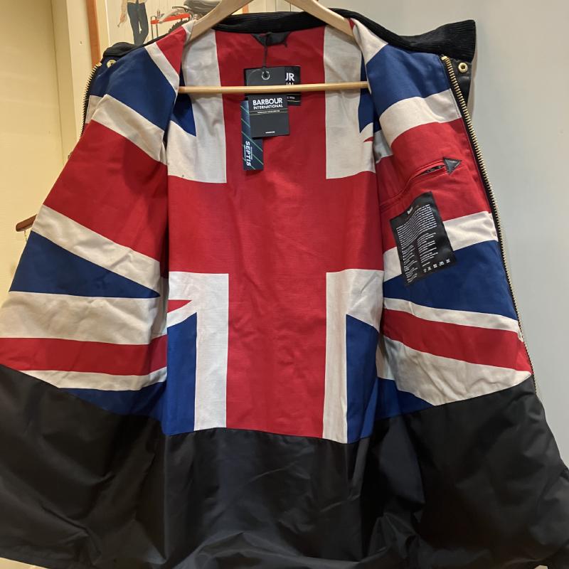 u*g様 【美品/レア物】Barbour Internationalオイルドジャ USED Barbour INTERNATIONAL JACKET SL インターナショナル オイルド