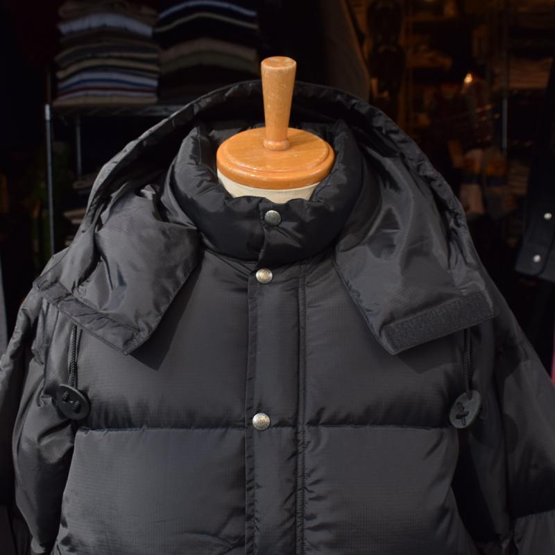 ○★新品未使用　シェラデザインズ　ホイットニー　ダウンジャケット　L　ブラッ SIERRA DESIGNS DESIGNS(シェラデザイン)WHITNEY DOWN JACKET