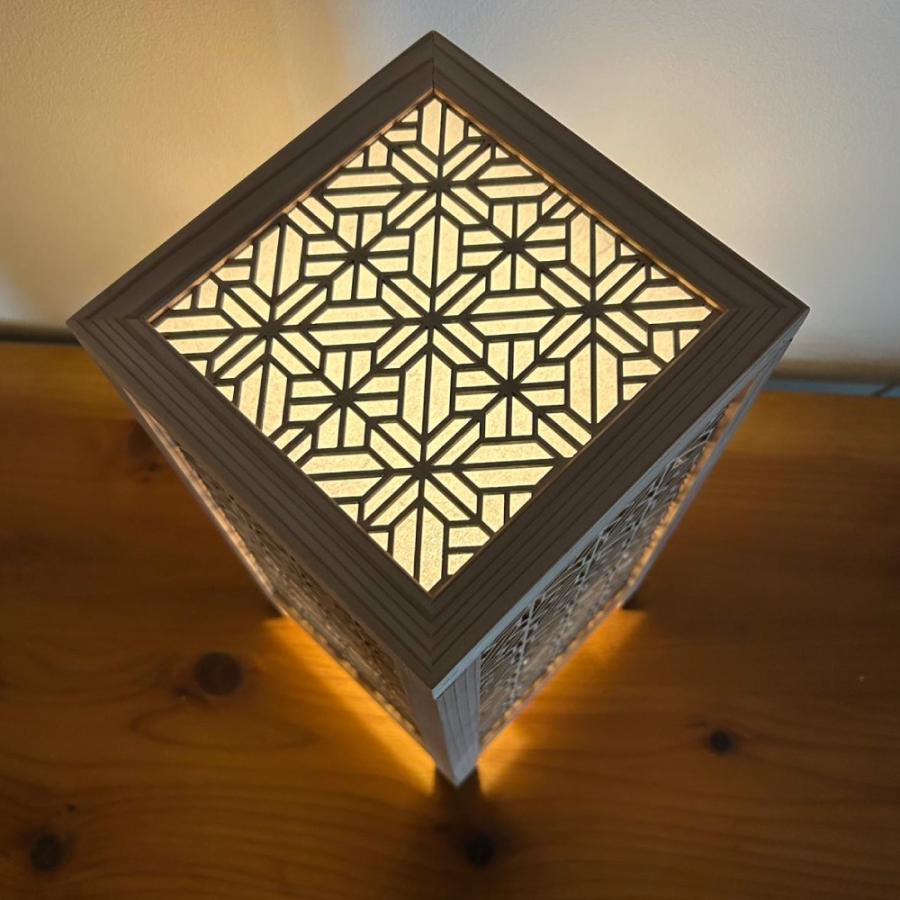 行灯  アンティーク 縦縞 組子 古小物  照明 フロアスタンド ライト 組子 行灯 和モダン LED 照明 スタンドライト フロアスタンド