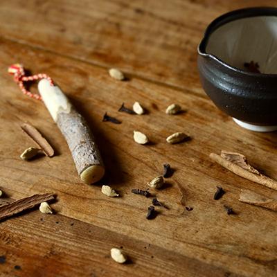 すりこぎ すりこぎ棒 12cm 東屋 山椒の木 材質 山椒 すりこ木 擂粉木
