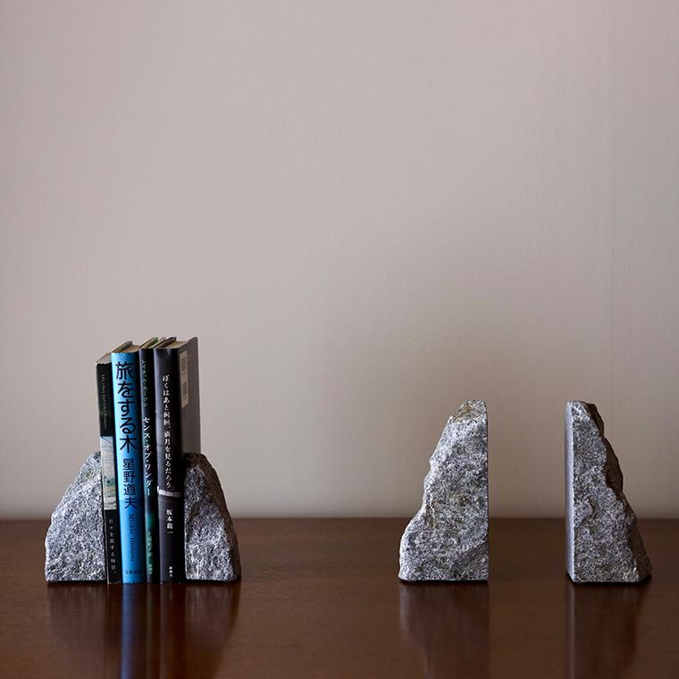 輸入雑貨　シルバーオリックス　ブックエンド　本立て　オブジェ　×　2個 ブックスタンド ROCK END Lサイズ 伸縮 卓上 おしゃれ 倒れない ブック
