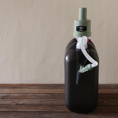 灯油タンク おしゃれ 灯油缶 ポリタンク The Genie Tank 18L 31-g0ivsZhL._UF1000,1000_QL80_.jpg