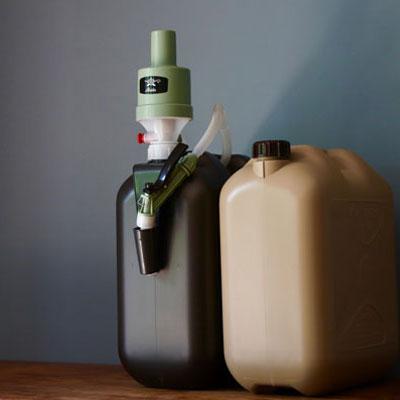 灯油タンク The Genie Tank (ジィニータンク) 18L 1個 灯油ポンプ