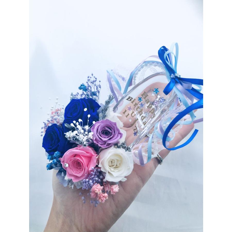 【プリザーブドフラワー／ガラスの靴ミニシリーズ】青い薔薇とミニ薔薇5輪の魔法の靴 |  | 04