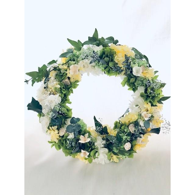 ランキングtop5 プリザーブドフラワーリース 紫陽花にグリーンと小花と実物をかざって ラッピング付き