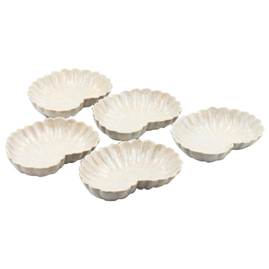 和食器 向付 / 白釉菊型 向付 5枚組 （隆司作） 木箱入り 寸法:15.5×3cm 240g