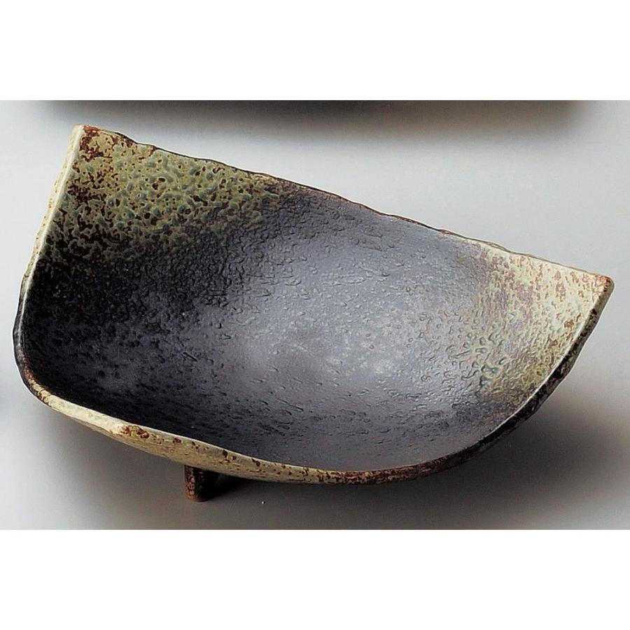 ☆ 萬古焼大皿 備前風三角皿(大) [ 26.5 x 8cm ] 【 料亭 旅館 和食器