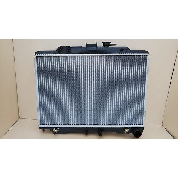 キャラバン 新品ラジエター VWE25 VWME25 CWGE25 CWMGE25 DWGE25 