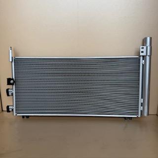 ２点セット 新品ラジエーター コンデンサージャパンタクシー NTP10 JPN TAXY 即納 ラジエター 16400-21360 884A0-15010 |  | 02