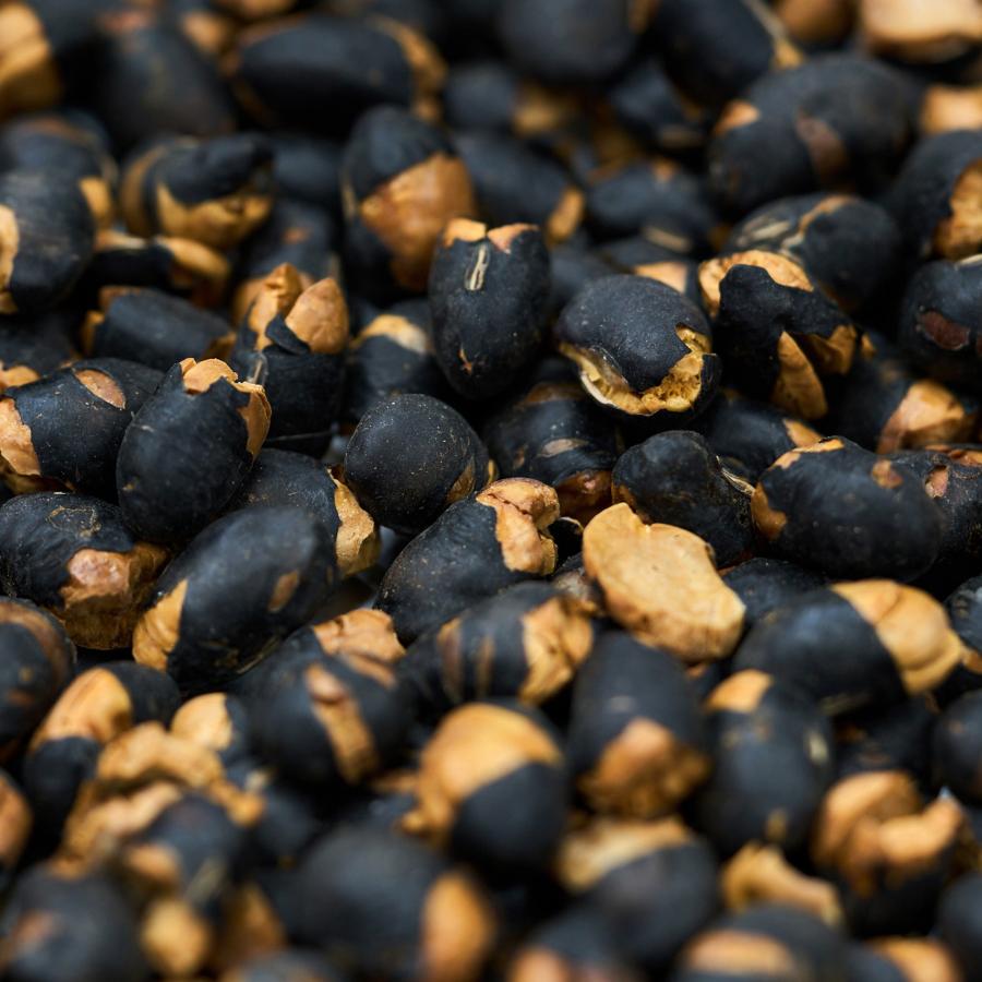 岡山県産作州黒の煎り豆 |  | 03