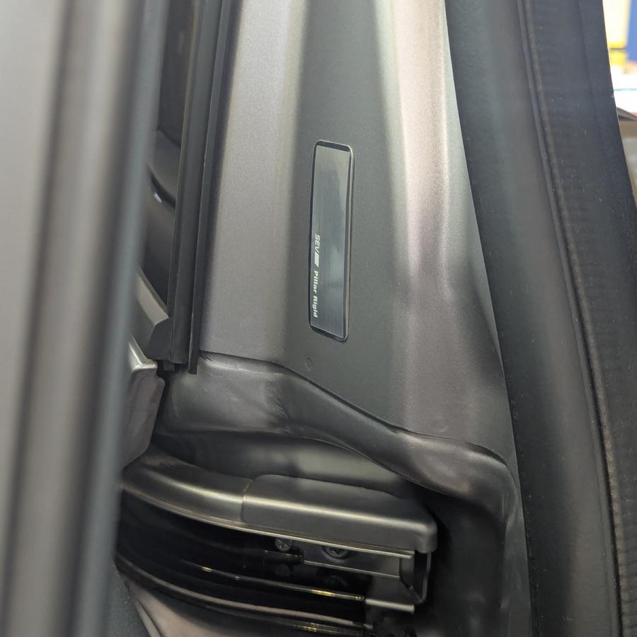 新製品セブ自動車未開封　ピラーリジット1セット４枚　ボディ剛性を高め安定性を 新製品セブ自動車用品 新品未開封 セブピラーリジット 1セット4枚