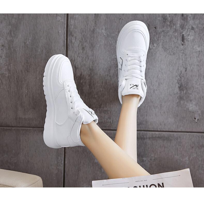[新品]ウィニング　希少　ホワイト　サイズL WCD5432 W AIRMAX EXCEE 122WHITE/LAPIS 602485-0021