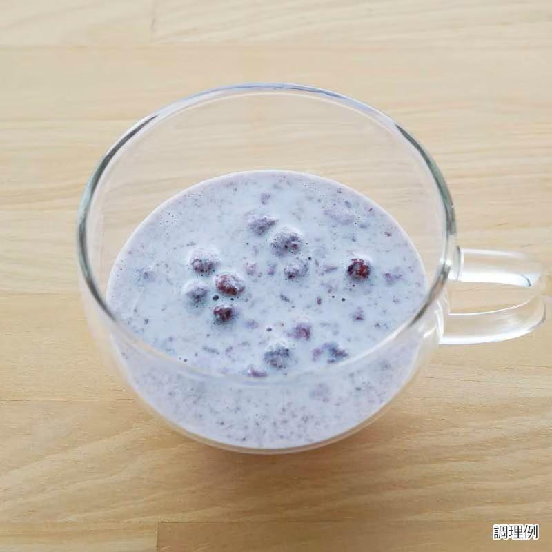 牛乳で作る 飲むデザート まるごとベリーベリー1食8.8ｇアスザックフーズ 牛乳デザート 牛乳 いちご デザート 簡単 インスタント フリーズドライ ベリーベリー |  | 06