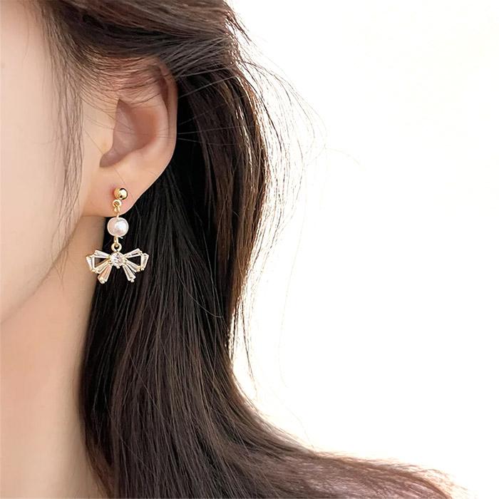 クリップイヤリング パール バレンタイン 結婚式 誕生日 リボン 上品 ジルコン アクセサリー 華奢 シンプル フェミニン ノンホールピアス |  | 05