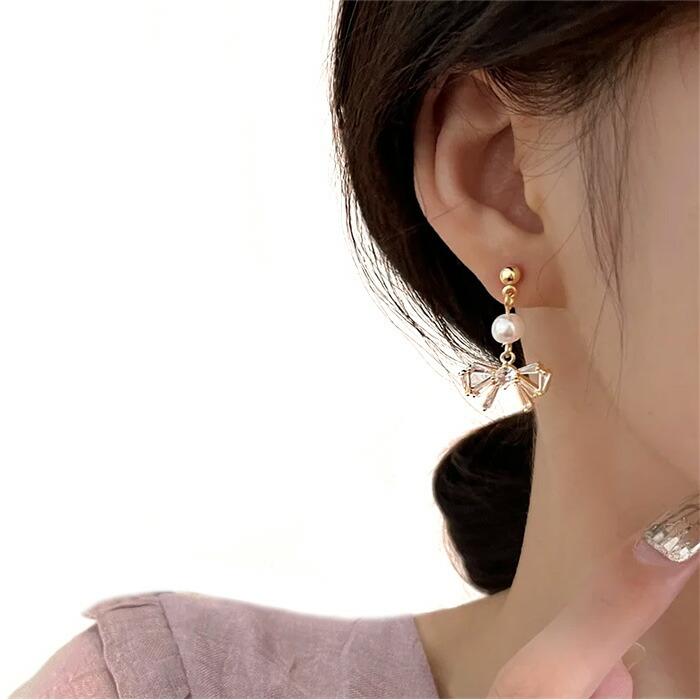 クリップイヤリング パール バレンタイン 結婚式 誕生日 リボン 上品 ジルコン アクセサリー 華奢 シンプル フェミニン ノンホールピアス |  | 06