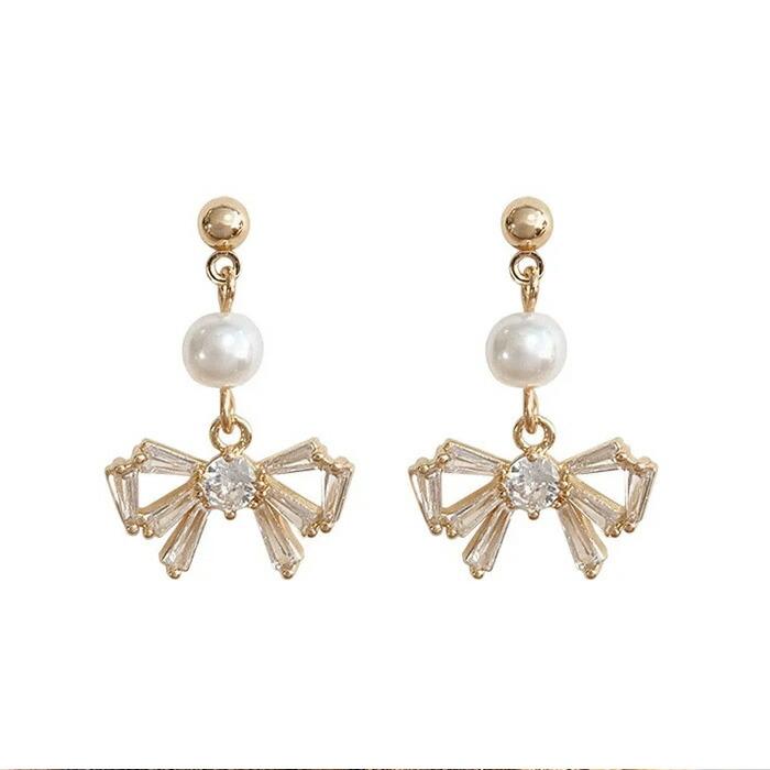 クリップイヤリング パール バレンタイン 結婚式 誕生日 リボン 上品 ジルコン アクセサリー 華奢 シンプル フェミニン ノンホールピアス |  | 08
