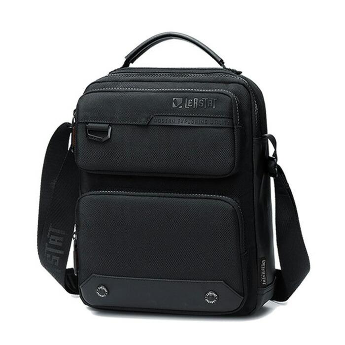 ボディバッグ 防水 男性 メッセンジャーバッグ 肩掛け 撥水 ショルダーバッグ メンズ 大容量 旅行 軽量 生活防水 多機能 斜め掛け ファスナー開閉 |  | 05