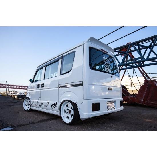 新品未使用ESB CLS-VS リアアンダーカバーエブリイ ビス止めタイプ ESB/イーエスビー（CLS-VS)【リアマットガード（左右セット）】DA64V