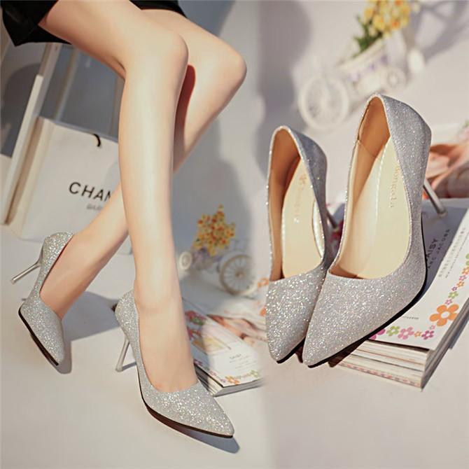 【新品未使用】Swankiss グリッターラメ　パンプス　シューズ　シルバー 結婚式 シューズ グリッター ラメ パンプス レディース レッドソール