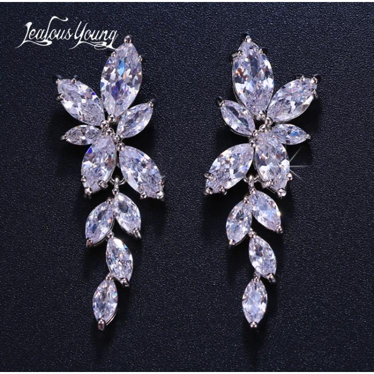 ブライダル ピアス リーフ シルバーダイヤモンドデザイン 結婚式 花嫁さん フラワー 花 20代 30代 40代 B002 良質海外ブランド Sg商会 通販 Yahoo ショッピング