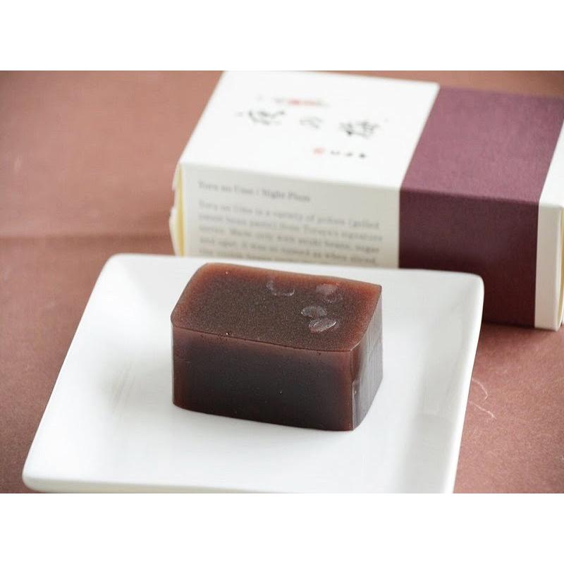 虎屋 とらや 中形羊羹 2本入 夜の梅 おもかげ 羊羹 ショップ袋付 :toraya70:Online Food Retailer - 通販 - Yahoo!ショッピング 虎屋 とらや 中形羊羹 2本入 夜の梅 おもかげ 羊羹 ショップ袋付 :toraya70:Online Food Retailer - 通販 - Yahoo!ショッピング