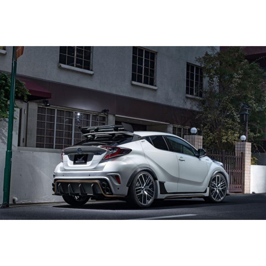 値下げ対応可！！CH-Rリヤバンパー　モデリスタスポイラー、マフラーカッター付き中古 KUHL RACING C-HR TRD アグレッシブスタイル リアバンパースポイラー