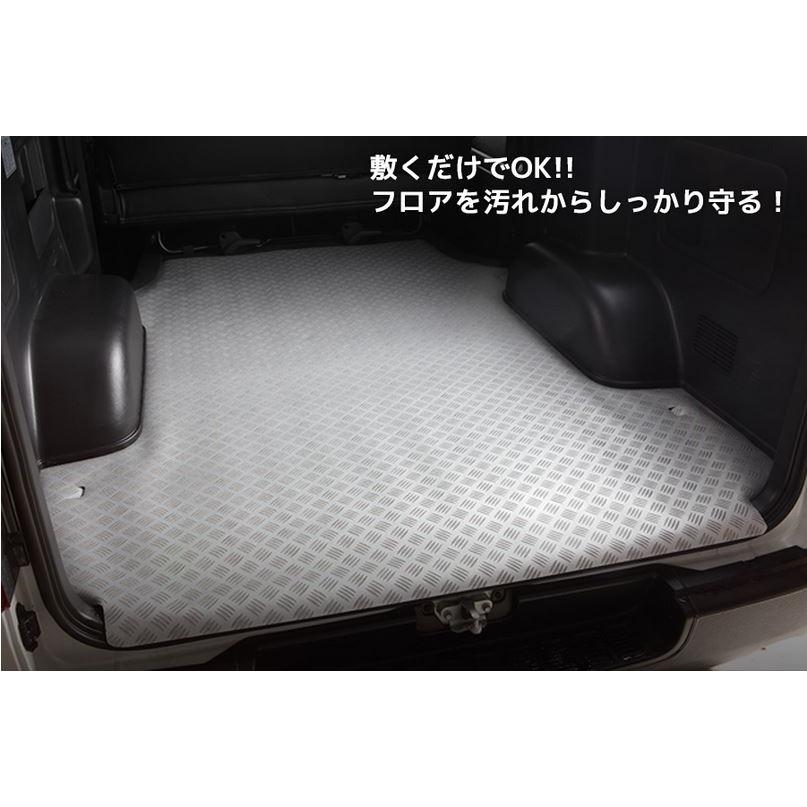 クラフトプラス　200系ハイエース カーゴマット ライトブラウン クラフトプラス(CRAFTPLUS) カーゴマット 200系