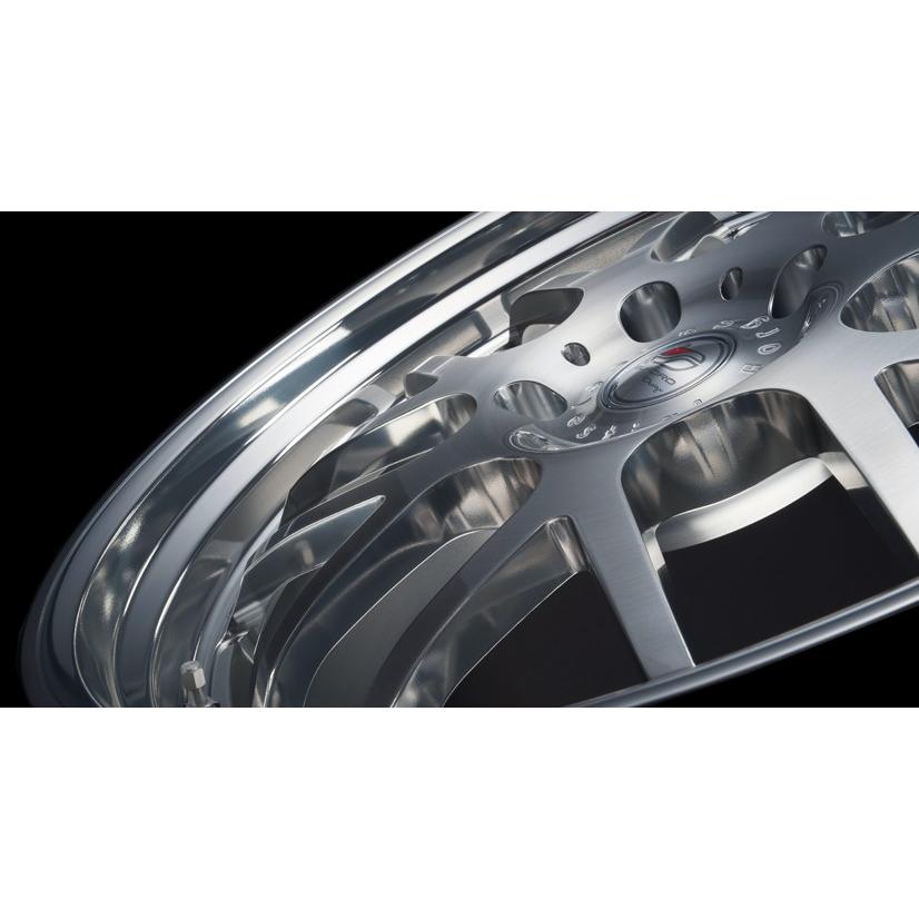 タイヤホイールセット 300系ランドクルーザー/LX600 エル タイヤホイールセット 300系ランドクルーザー/LX600 エル