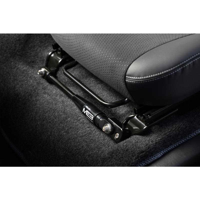 玄武(Genb)200系ハイエース用モーションコントロールビーム［フロント