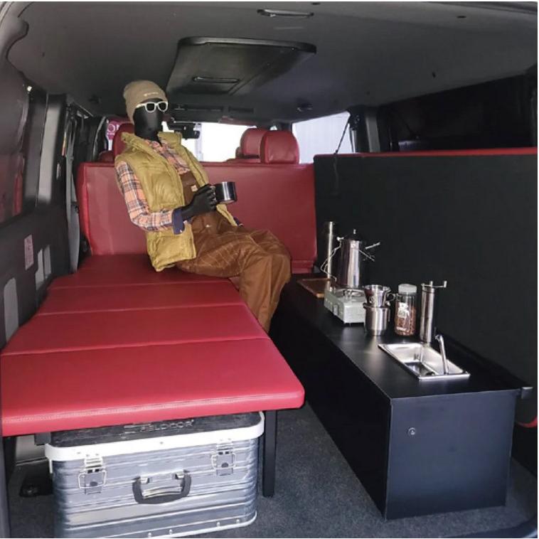 200系ハイエース標準ボディS-GL4〜8型キャンピングキットシンク付き