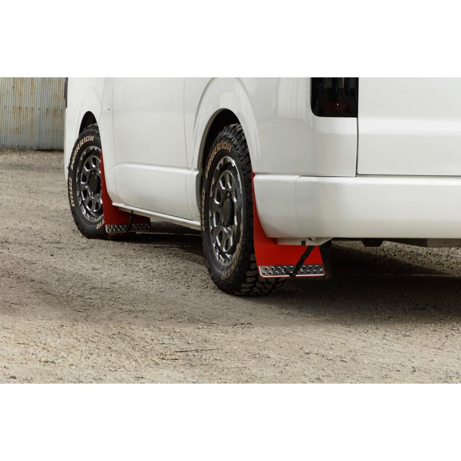 TRD レッド マッドフラップ 4枚セット　 200系ハイエース ハーツ (Hearts) マッドフラップ【スタンダード】 1台分4枚セット 200