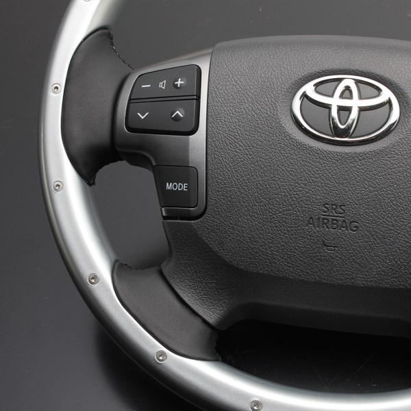 200系ハイエース4〜8型 クラシックラインステアリング【ハイパー