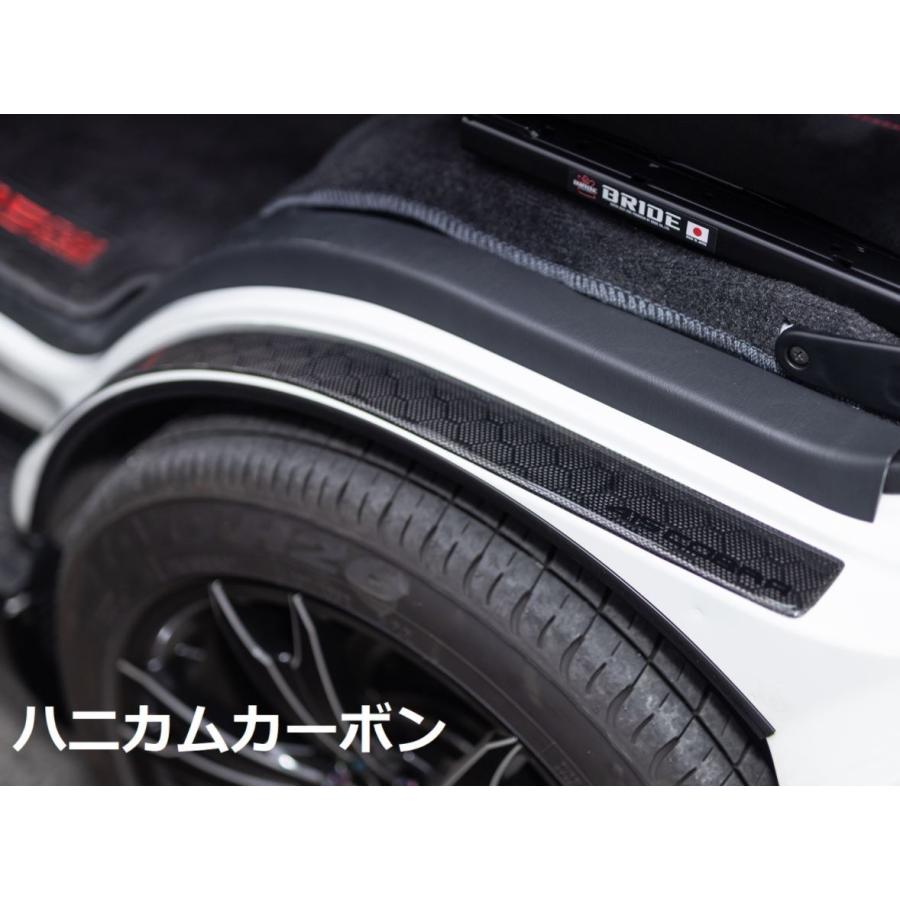 と*ン様 415 COBRA コブラダッシュボードマットハイエースナロー用