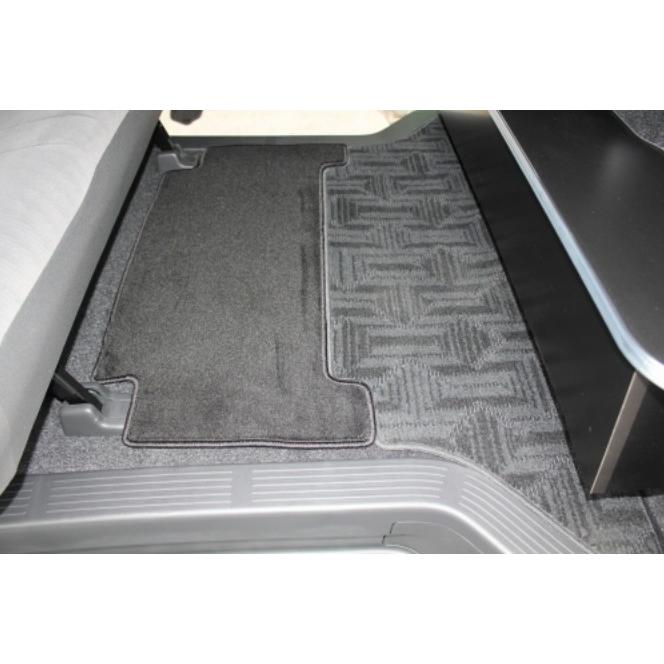 セカンドシート移動キット専用マット(純正マット使用タイプ) 200系  