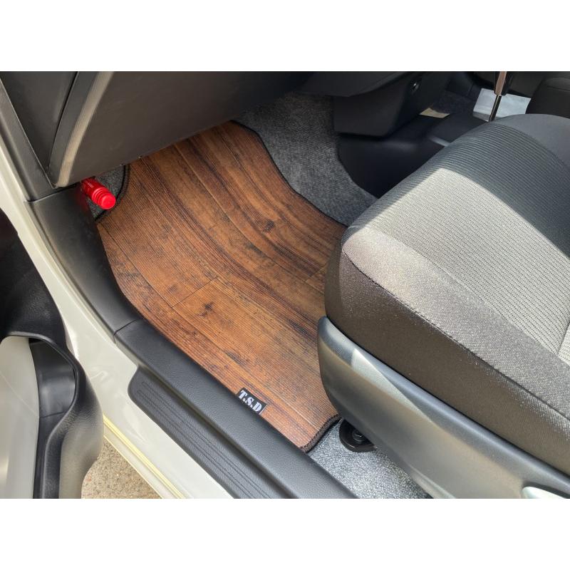 200系ハイエース(標準ボディ/ワイドボディ・S-GL/DX)ウッドフロア