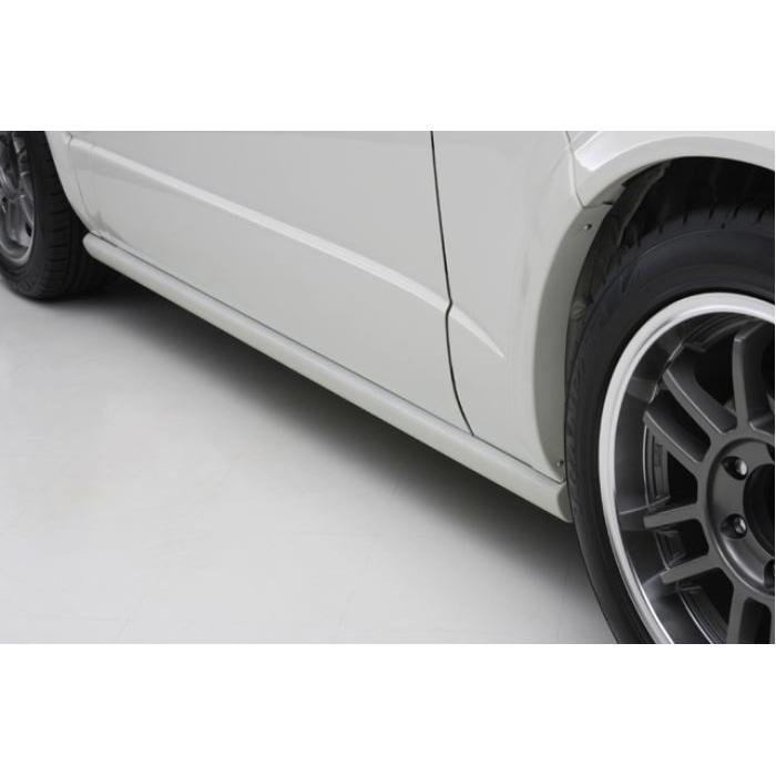 ハイエース　サイドステップ　ハイエースカスタムクラブ？　塗装後未使用 imgrc0063871590.jpg