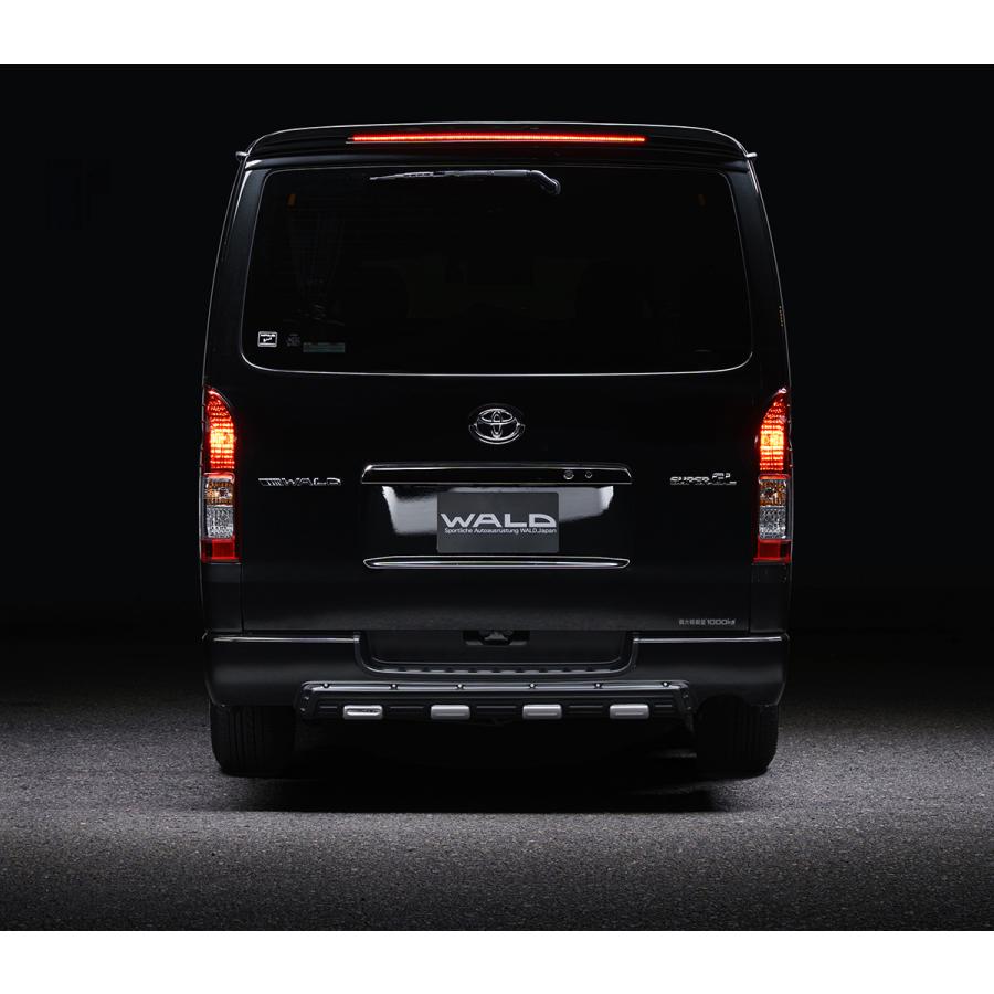 ハイエース　未使用 リアガーニッシュ 200系ハイエース標準ナローボディ4〜8型現行 リアガーニッシュ未塗装