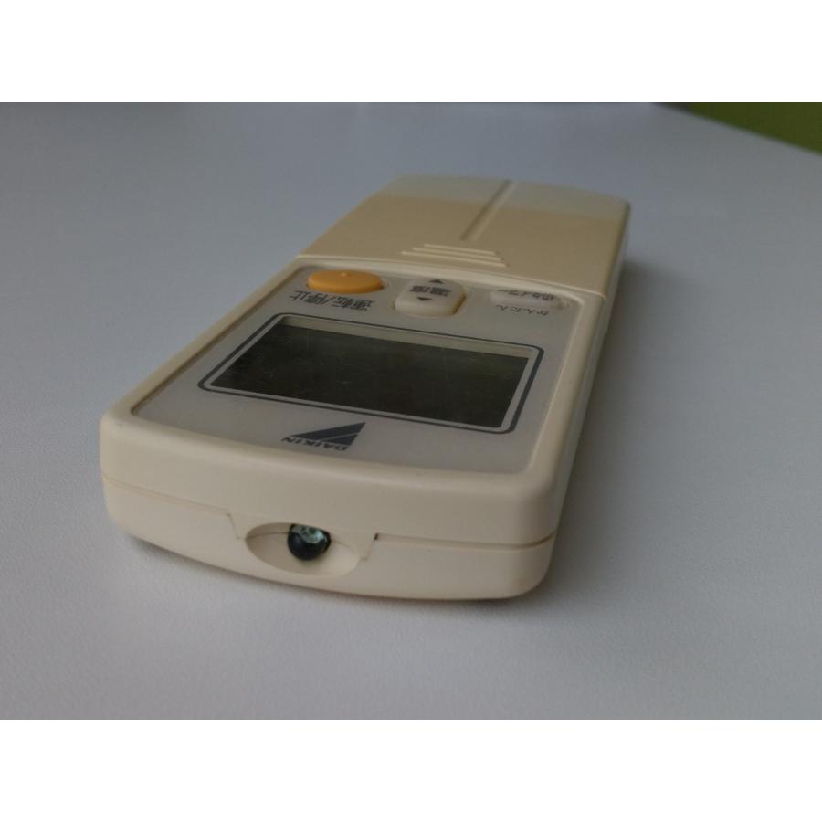 ダイキン純正 リモコン ARC422A1 ホルダー付き　中古品 ダイキン（DAIKIN） 【電池付き】☆中古☆ ARC422A1 エアコン エアコン