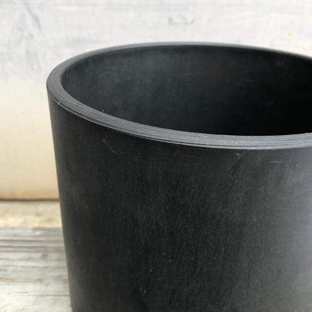 黒い丸型植木鉢 大鉢用 BLACK PLASTIC POT【CYLINDER TYPE】20cm×18cm 黒 プラ鉢 7号 植木鉢
