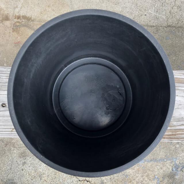 BLACK PLASTIC POT【CYLINDER TYPE】23cm×26cm 黒 プラ鉢 8号