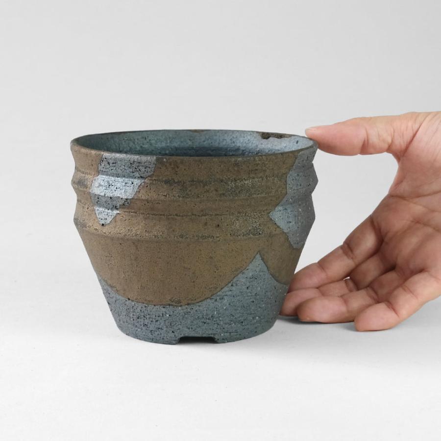 かみ山陶器 金彩流し【段型 M】φ12cm×H9cm 植木鉢 4号 ギザギザ 反り