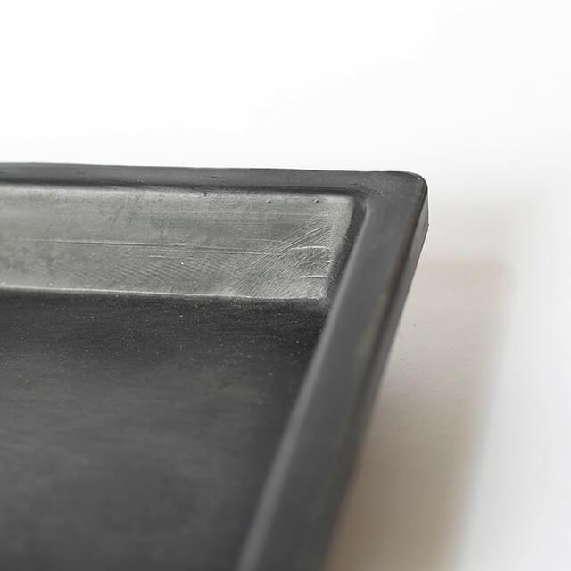BLACK PLASTIC SAUCER【RECTANGLE 51】 51cm ブラックポット