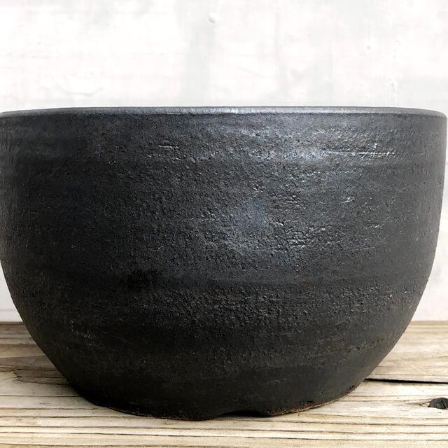 KAMIYAMA SHIRIMARU【黒マット尻丸6号】18cm×11cm 6号 かみ山陶器 信楽焼 植木鉢 丸鉢 底穴大きい おしゃれ かっこいい アガベ コーデックス サボテン｜shallowplants｜02