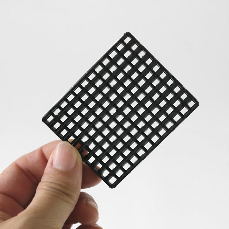 そのまま使える 鉢底ネット ハードタイプ（大）5cm×6cm 厚み3mm【10枚