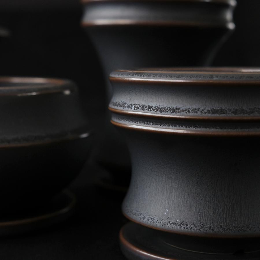 Alloy【 M 】4号 Φ11.7cm×H9.6cm 植木鉢 受け皿付 グレー 個性的
